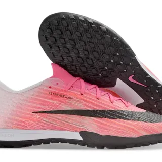 Nike Zapatillas de fútbol para turf rosa y negro de bajo corte con upper de knit degradado