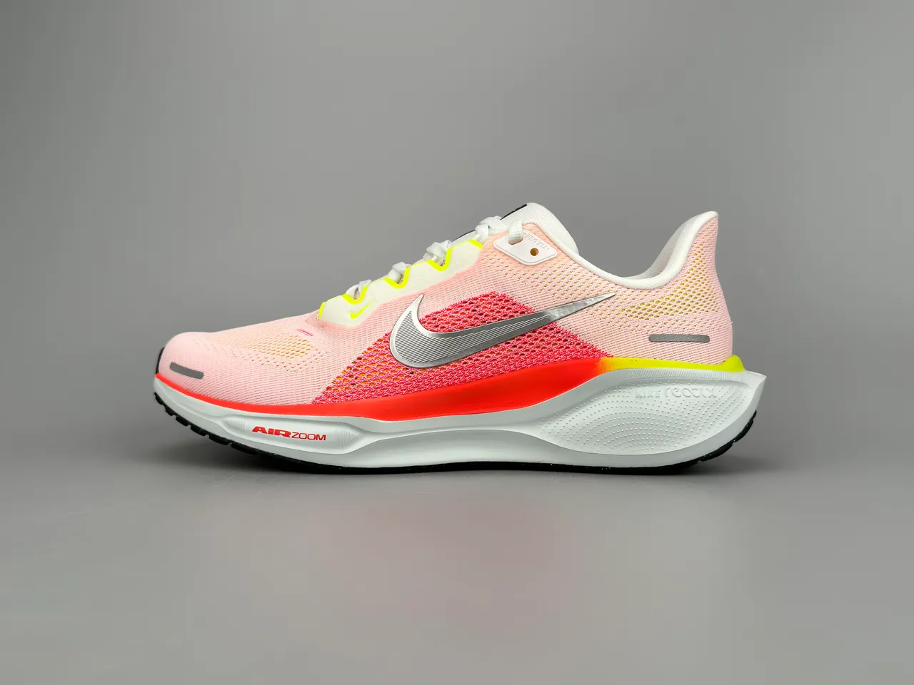 Nike Pink Orange Engineered Knit Upper Gradient Color Blocking Running Shoes 1