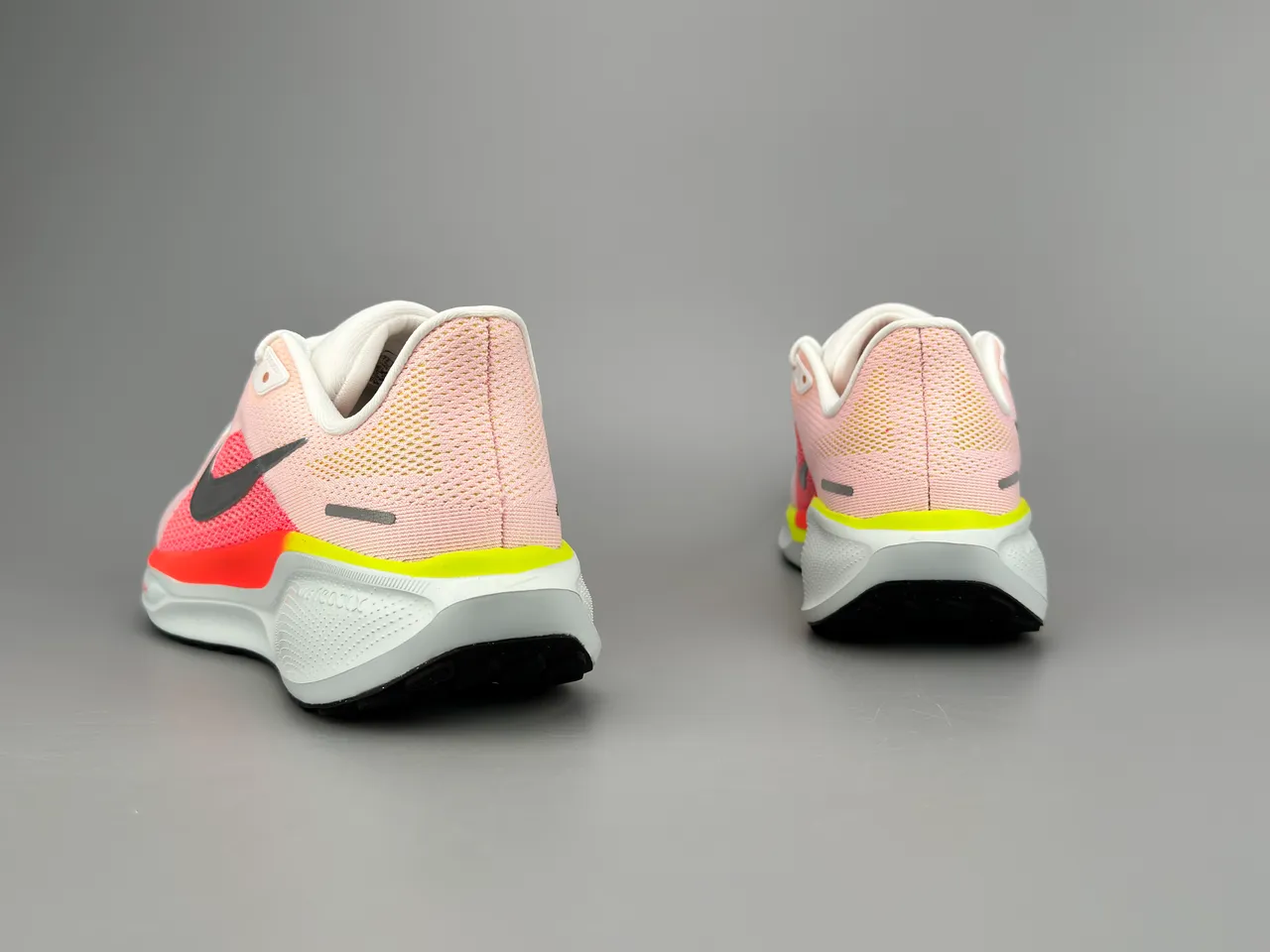 Nike Pink Orange Engineered Knit Upper Gradient Color Blocking Running Shoes 4