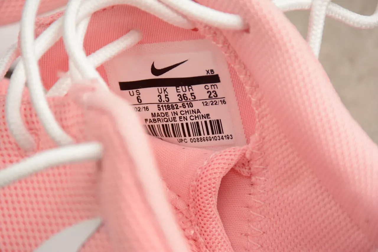 Nike Pink White Engineered Mesh Upper One-Piece Foam Midsole Lifestyle Sneakers 6