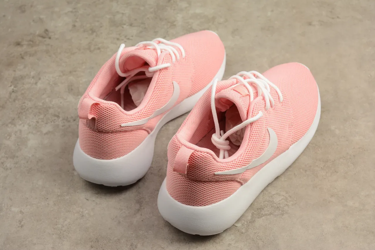 Nike Pink White Engineered Mesh Upper One-Piece Foam Midsole Lifestyle Sneakers 12
