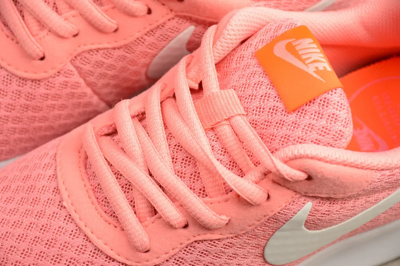 Nike Pink White Knit Mesh Upper Minimalist Silhouette Lifestyle Sneakers 8