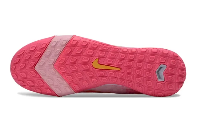 Nike Pink White Knit Upper Low-Cut Silhouette Indoor Soccer Shoes 6