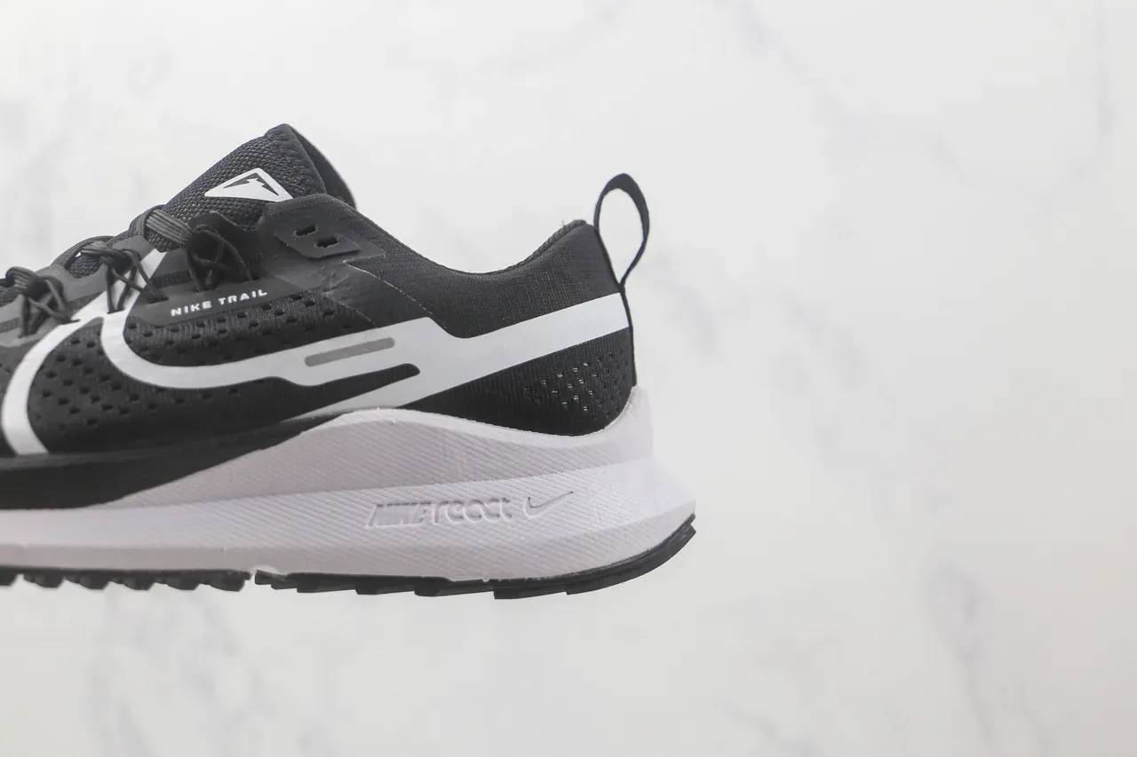 Nike React Trail Black and White Running Shoes 7