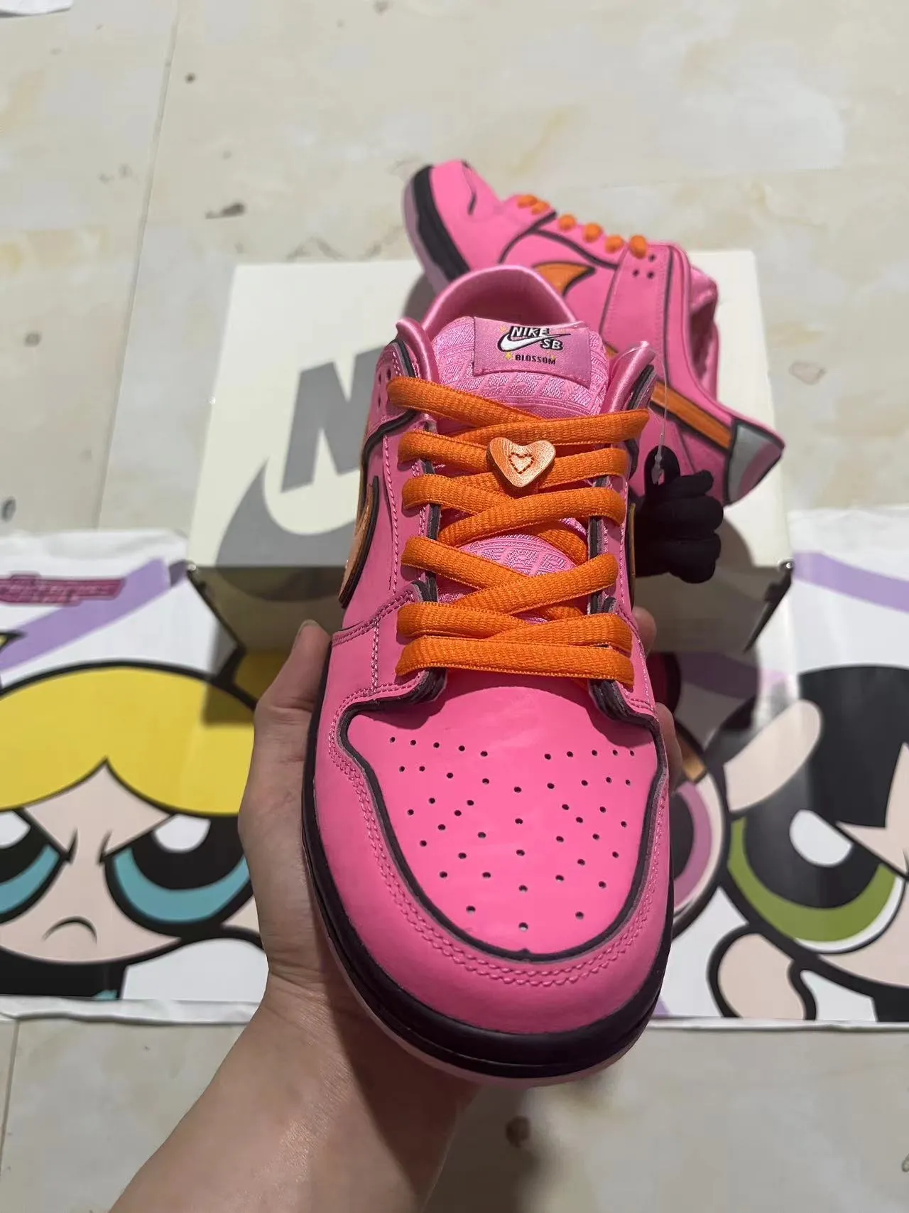 Nike SB Dunk Low 粉色橙色黑色滑板鞋 3