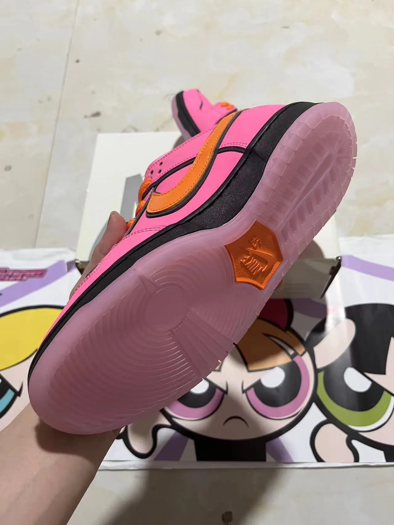 Nike SB Dunk Low 粉色橙色黑色滑板鞋 6