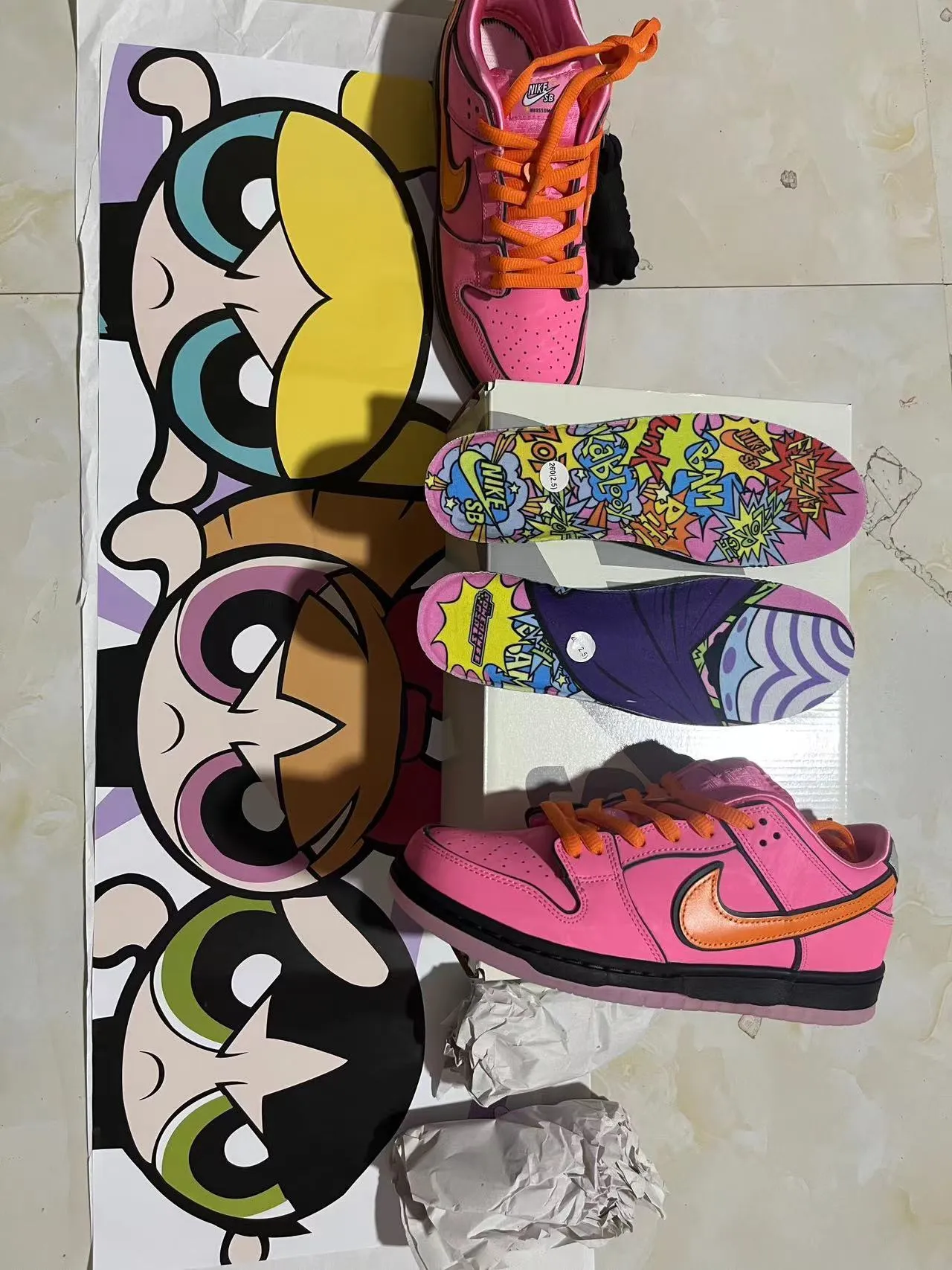 Nike SB Dunk Low 粉色橙色黑色滑板鞋 9