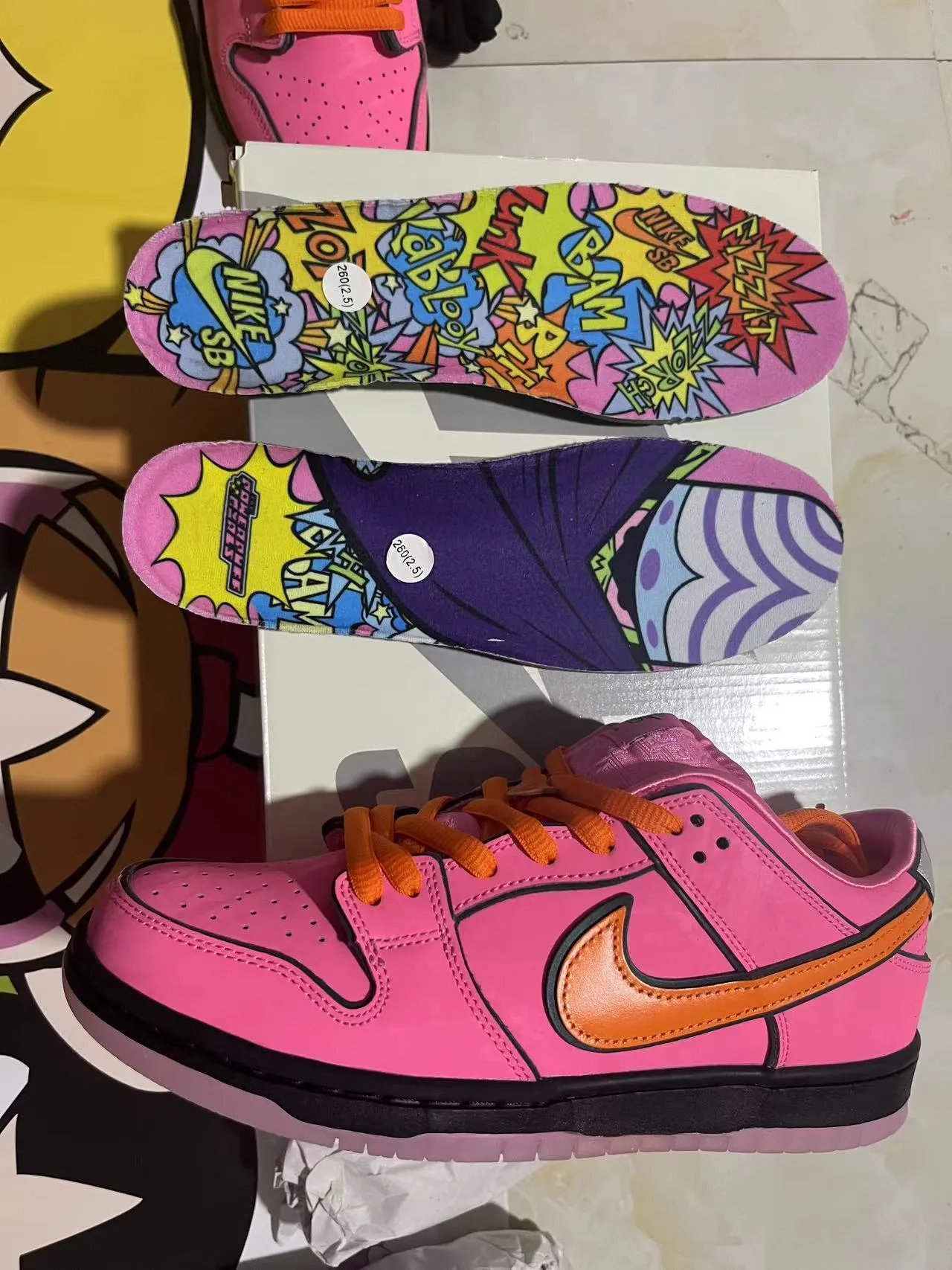 Nike SB Dunk Low 粉色橙色黑色滑板鞋 10