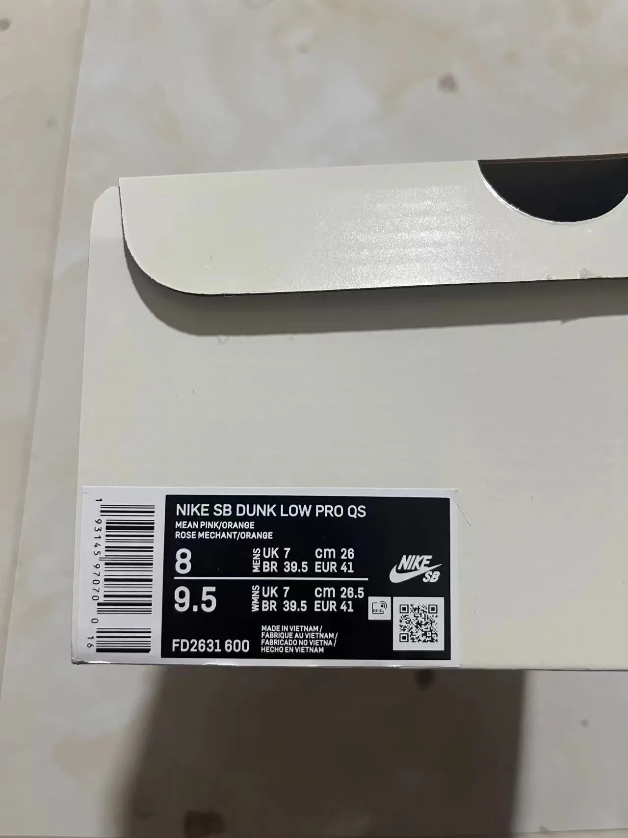 Nike SB Dunk Low 粉色橙色黑色滑板鞋 12