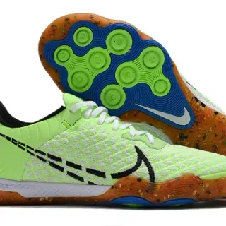 Nike Tiempo Legend সবুজ বহুরঙ নিট উপর আসিমেট্রিকাল লেসিং স্নিকার্স