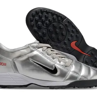 Nike Total 90 III Zapatos de fútbol Turf plateados metálicos