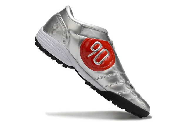 Nike Total 90 III Zapatos de fútbol Turf plateados metálicos 3