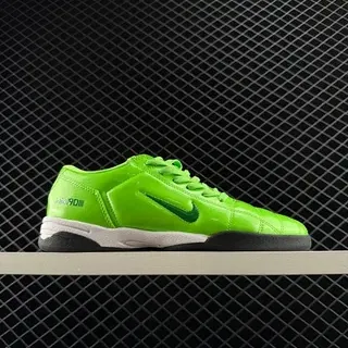 Nike Total90 III 绿色黑色 室内足球鞋