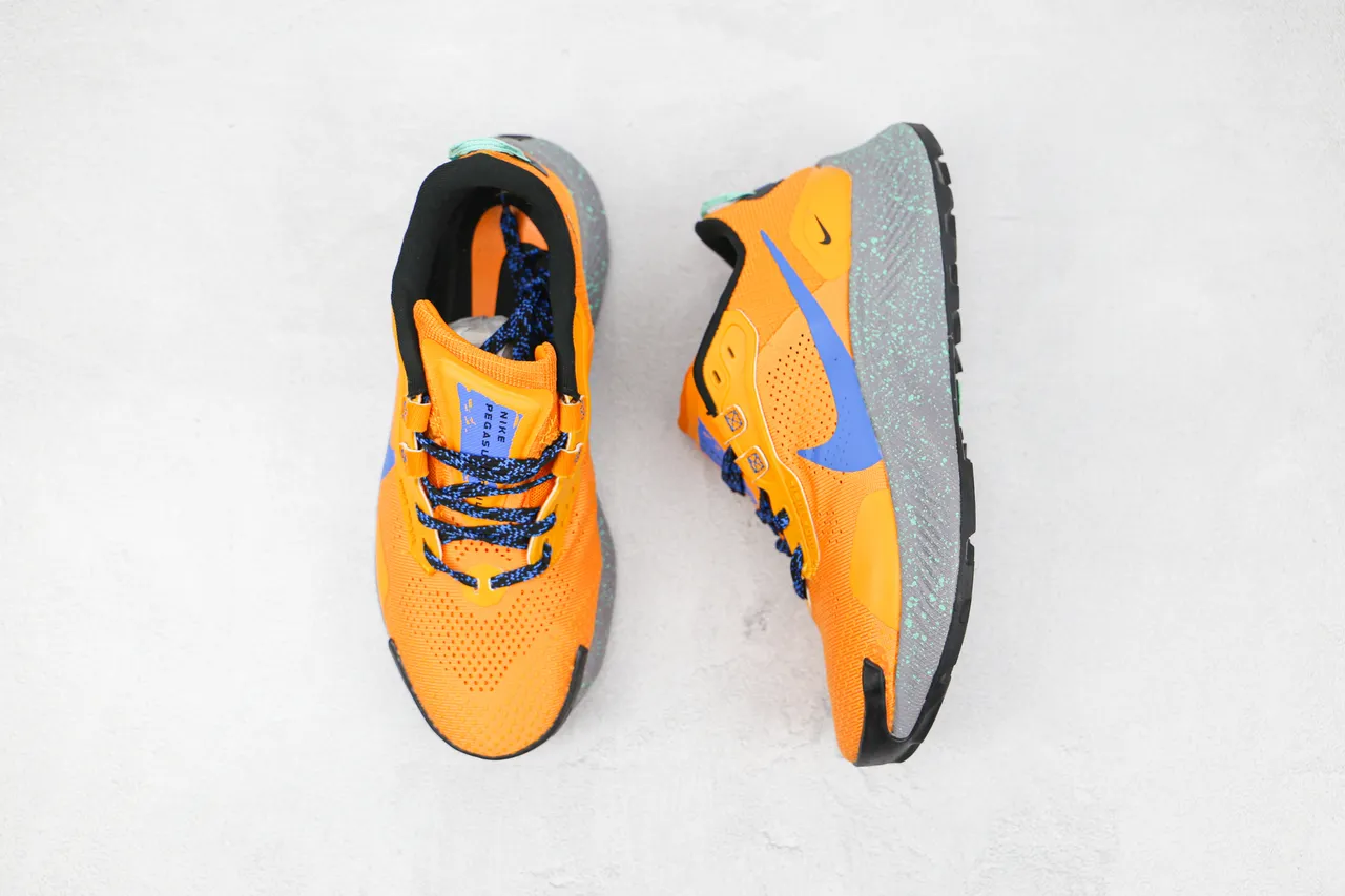 Nike Trail Orange Blue Engineered Mesh Upper Bold Color-Blocking Running Shoes 3