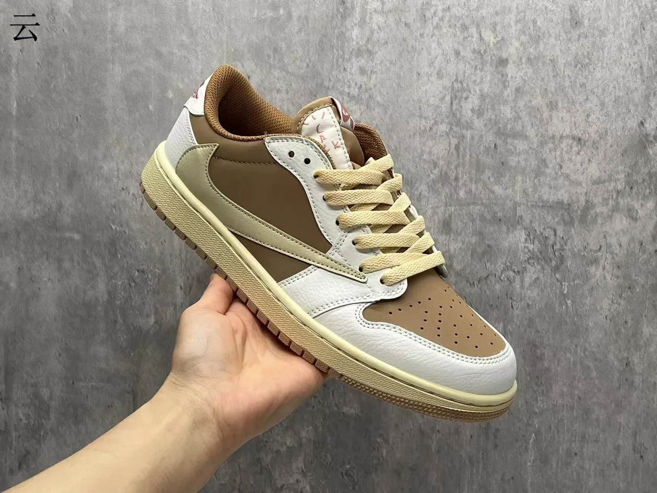 Nike White Beige Low-Top Layered Leather Lifestyle Sneakers 2