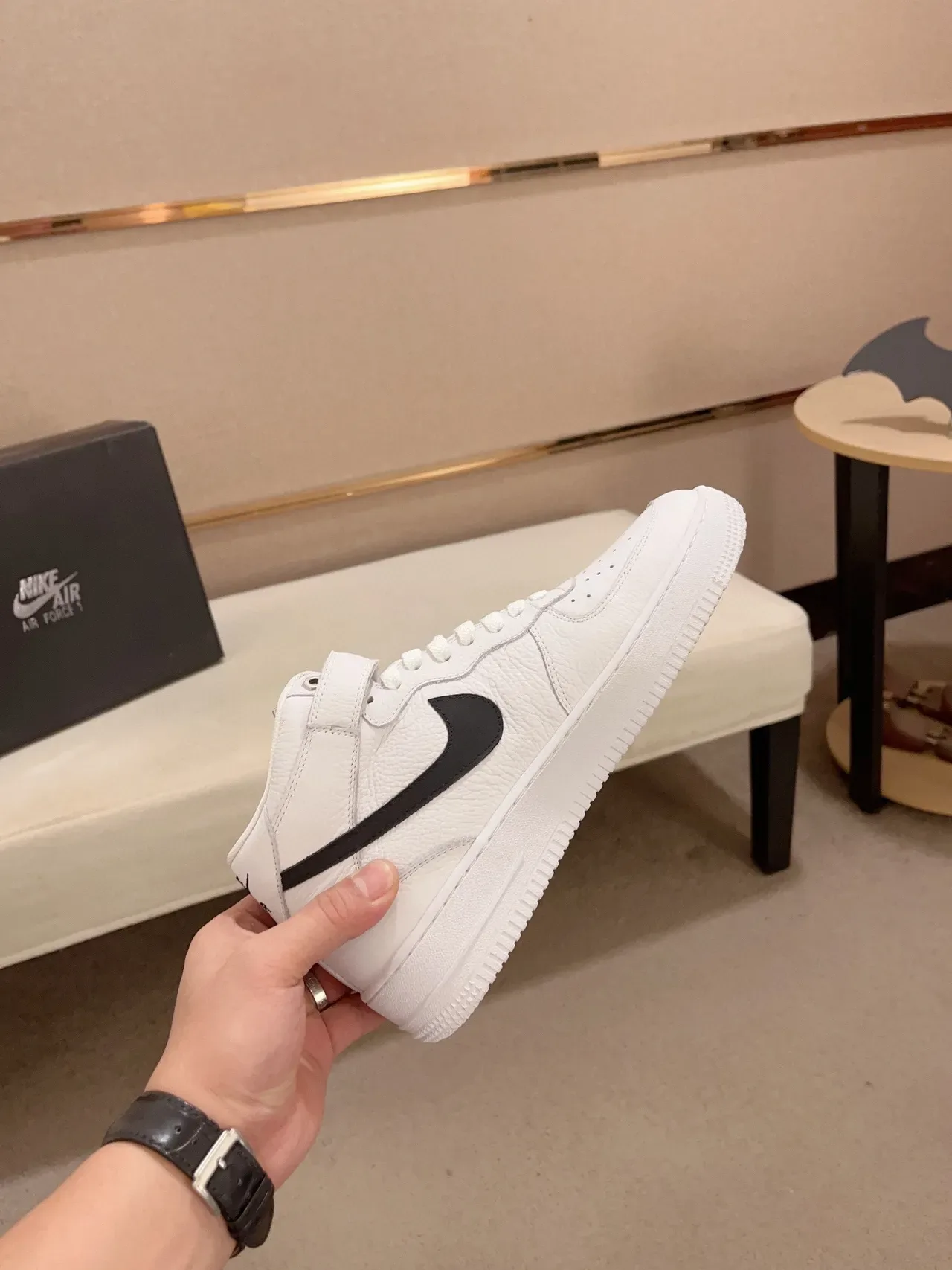 Nike White Black High-Top Leather Upper Lifestyle Sneakers 6