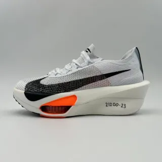 Nike zapatillas blancas y negras con upper de knit y Swoosh gradient para running