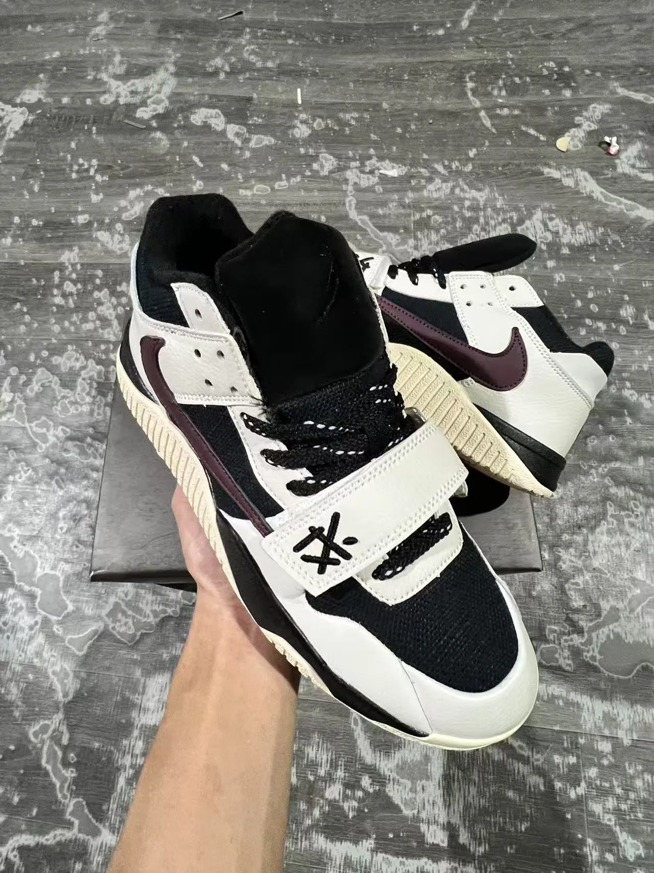 Nike White Burgundy Layered Upper Strap-Accented Vamp Lifestyle Sneakers 2
