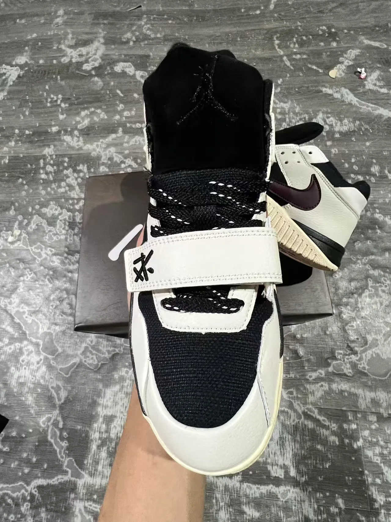 Nike White Burgundy Layered Upper Strap-Accented Vamp Lifestyle Sneakers 3