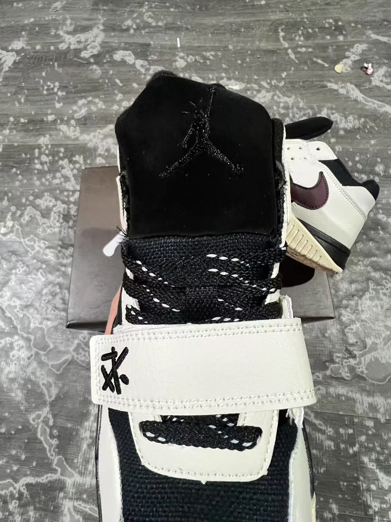 Nike White Burgundy Layered Upper Strap-Accented Vamp Lifestyle Sneakers 4