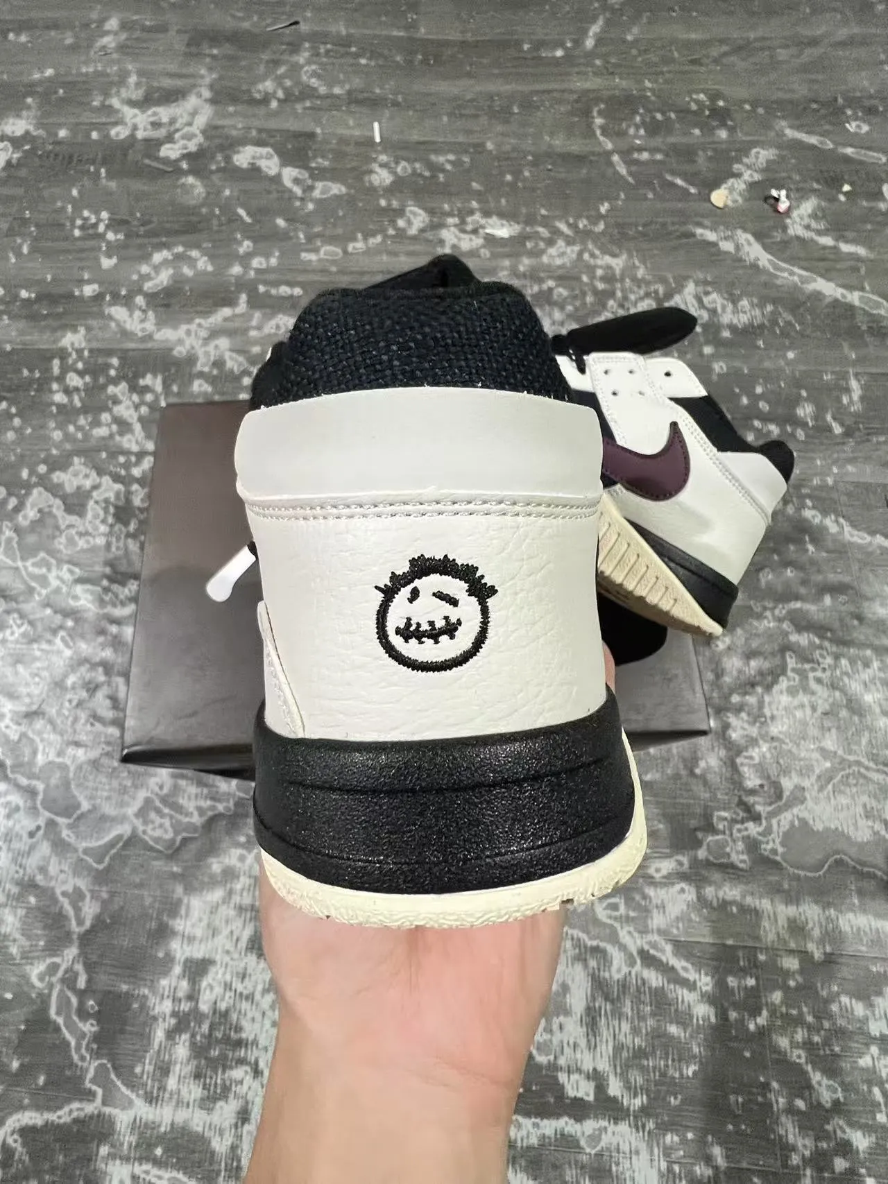 Nike White Burgundy Layered Upper Strap-Accented Vamp Lifestyle Sneakers 8