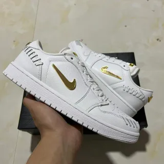 Nike White Gold Textured Leather Upper Metallic Swoosh Lifestyle Sneakers