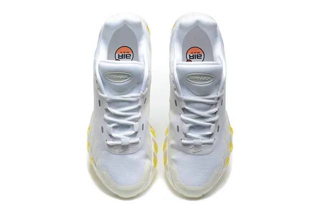 Nike White Gold Wave-Shaped Synthetic Cage Overlays Open Mesh Upper Lifestyle Sneakers 3