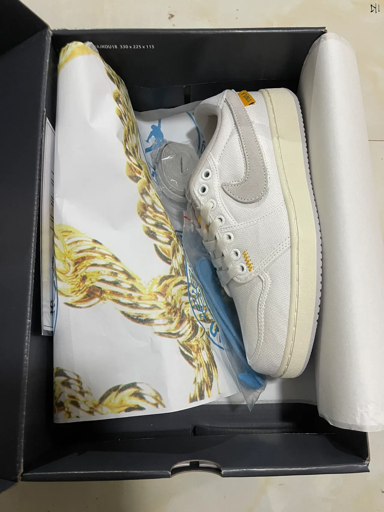 Nike White Gray Canvas Upper Suede Swoosh Lifestyle Sneakers 10