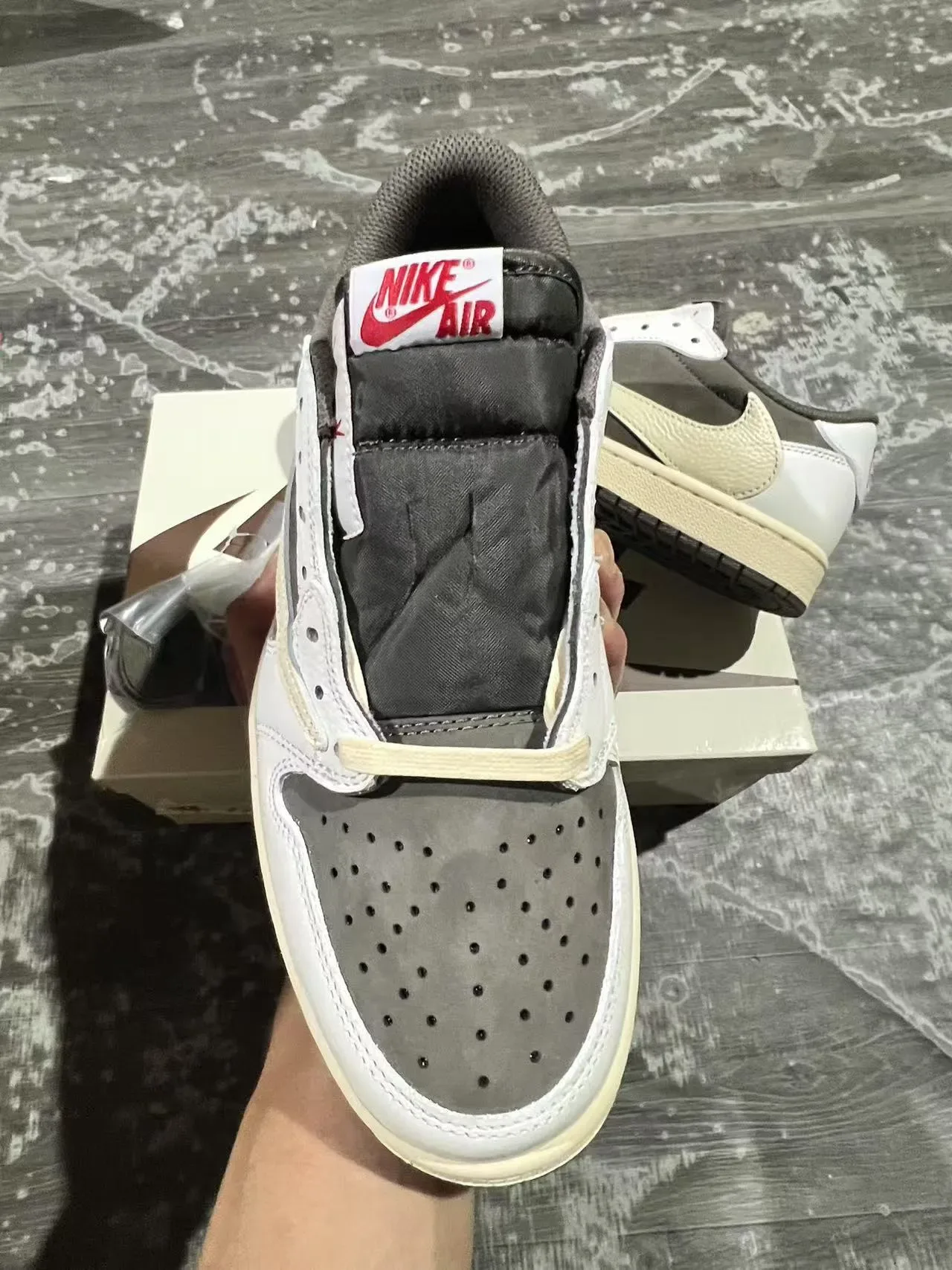 Nike White Gray Low-Top Layered Leather-Suede Lifestyle Sneakers 3