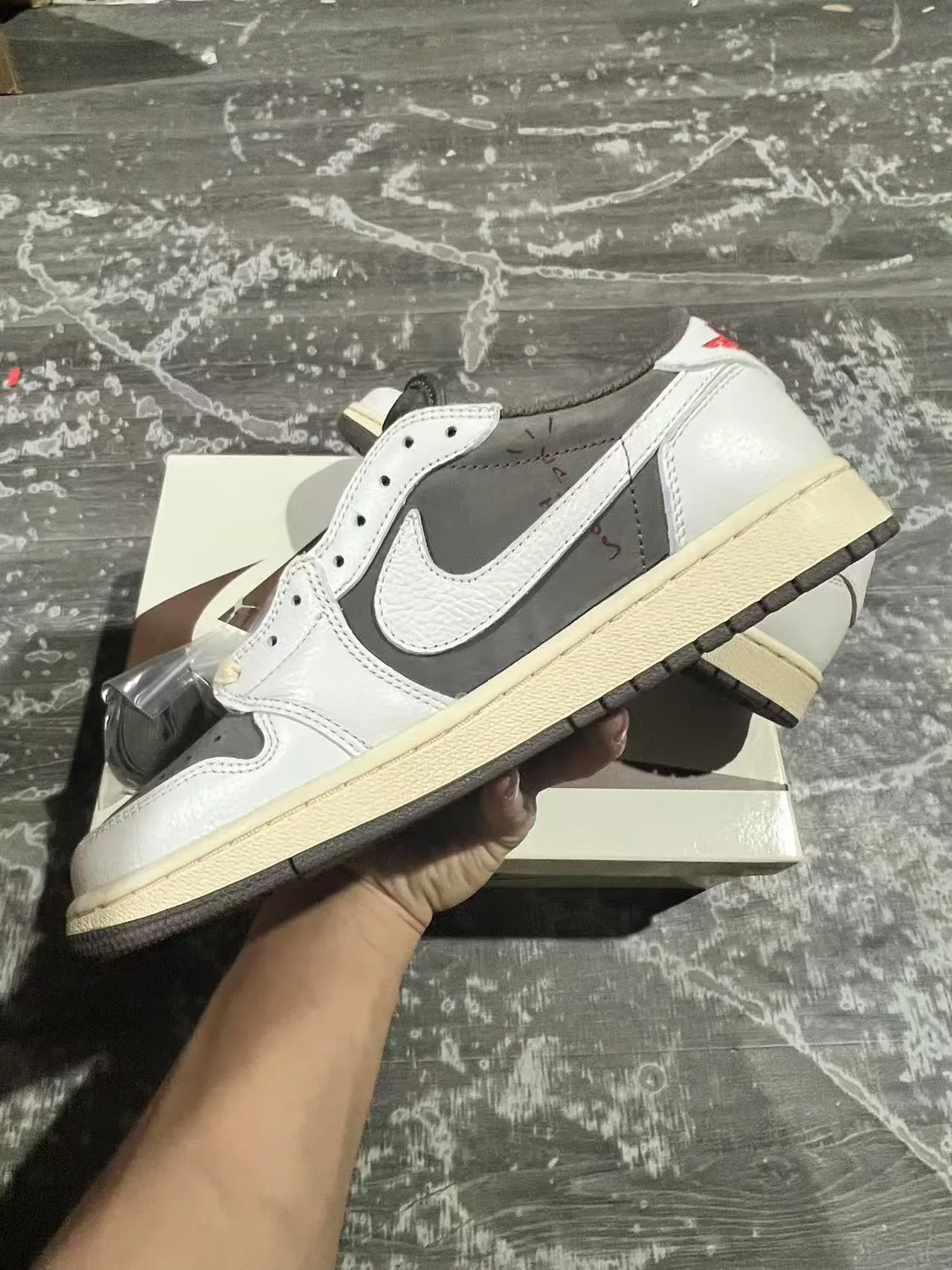 Nike White Gray Low-Top Layered Leather-Suede Lifestyle Sneakers 5
