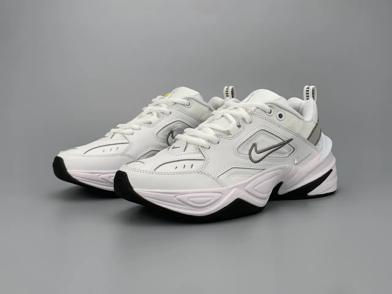Nike White Gray Sculpted Midsole Layered Synthetic Overlays Chunky Sneakers 7