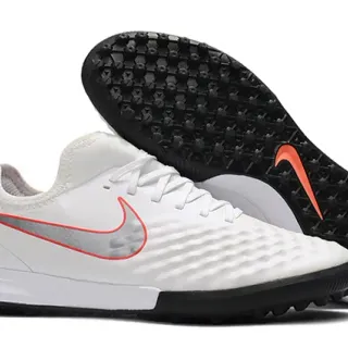Nike सफेद नारंगी क्विल्टेड सिंथेटिक अपर लो-कट कॉलर टर्फ सोकर जूते