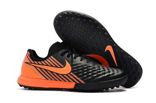 Nike sapatos de futebol para gramado sintético branco e laranja com upper sintético acolchoado e gola baixa 17