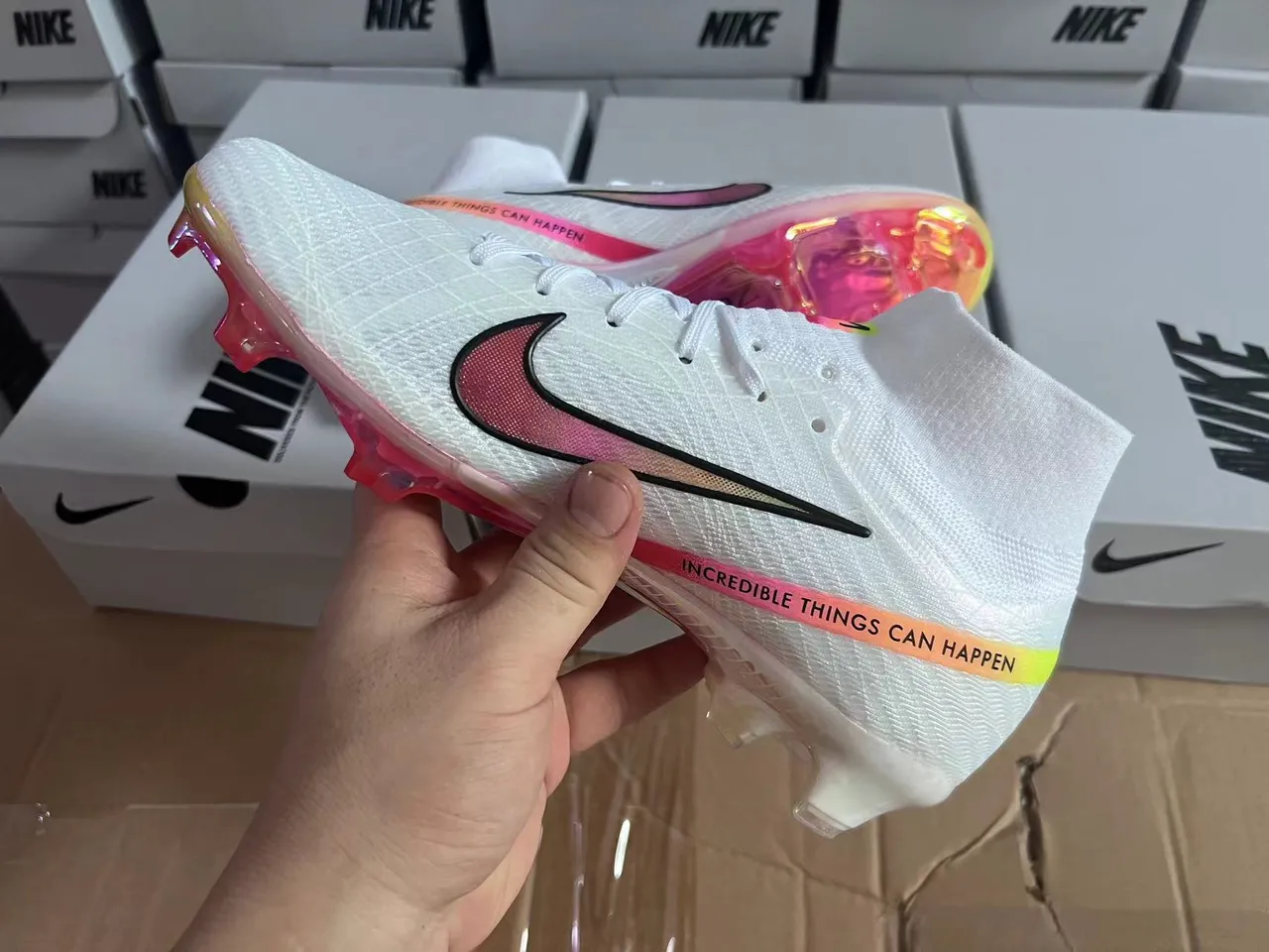 Nike White Pink High-Cut Knit Upper Translucent Gradient Sole Firm-Ground Soccer Shoes 3