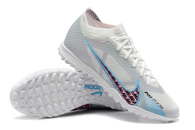 Nike White Pink Low-Cut Silhouette Engineered Mesh Upper Turf Soccer Shoes 6