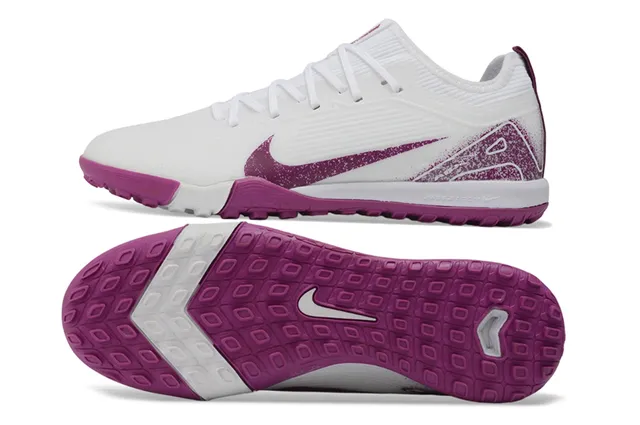 Nike Zapatillas de fútbol blancas y moradas con upper de knit y suela turf 5
