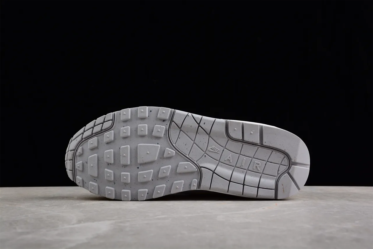 Nike White Yellow Low-Top Leather And Mesh Upper Lifestyle Sneakers 11