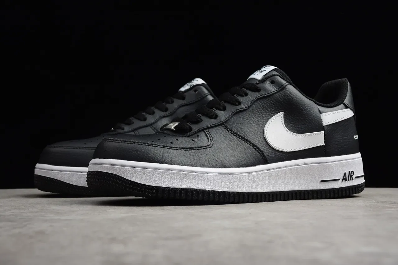 Nike x Comme des Garçons Air Force 1 Noir et Blanc Sneakers Lifestyle 13