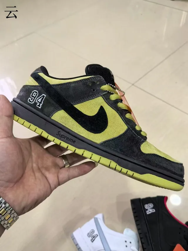 Nike x Supreme SB Dunk Low Purple Gray Suede Skateboard Shoes 4