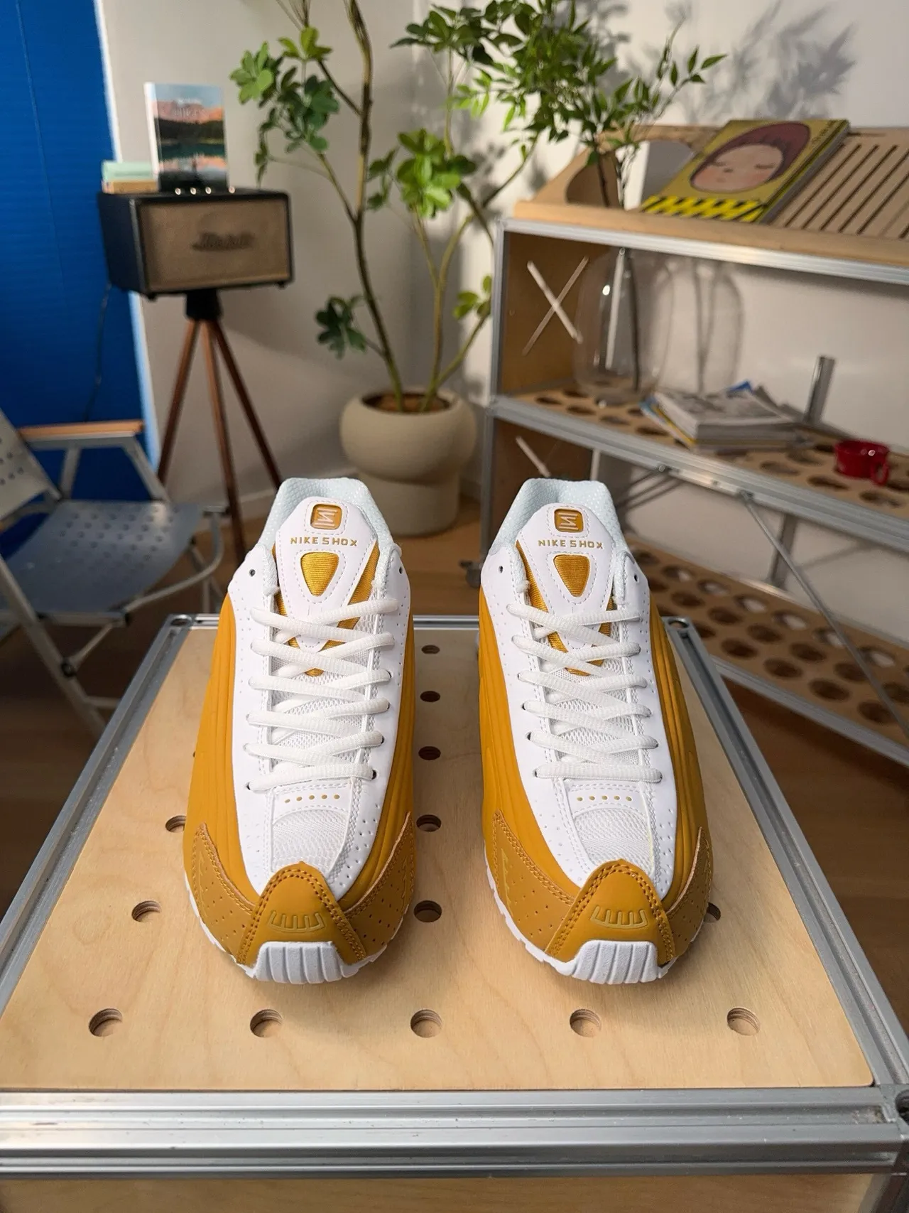 Nike Yellow White Shox Column Cushioning Perforated Heel Counter Lifestyle Sneakers 5