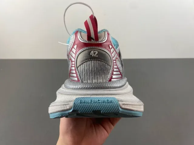 Nike Zoom 2K Argent Rouge Matériaux Synthétiques Stratifiés Cage Sculptée Ondulante Sémelle Intermédiaire Sneakers Épaisses 4