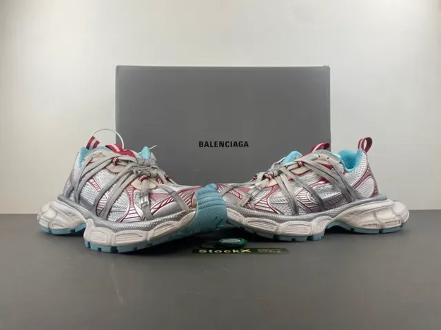 Nike Zoom 2K Argent Rouge Matériaux Synthétiques Stratifiés Cage Sculptée Ondulante Sémelle Intermédiaire Sneakers Épaisses 13