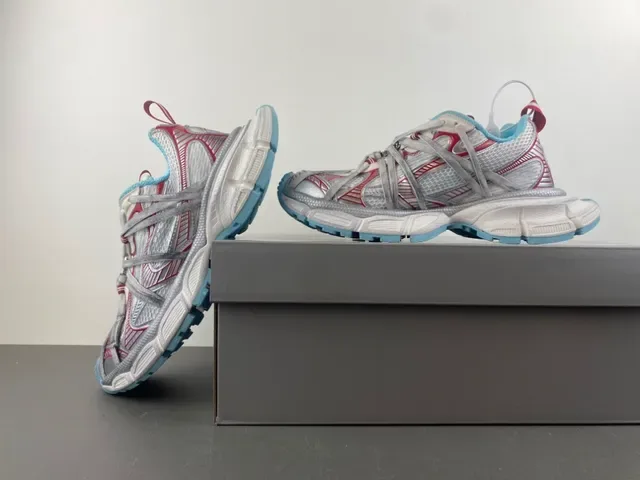 Nike Zoom 2K Argent Rouge Matériaux Synthétiques Stratifiés Cage Sculptée Ondulante Sémelle Intermédiaire Sneakers Épaisses 14