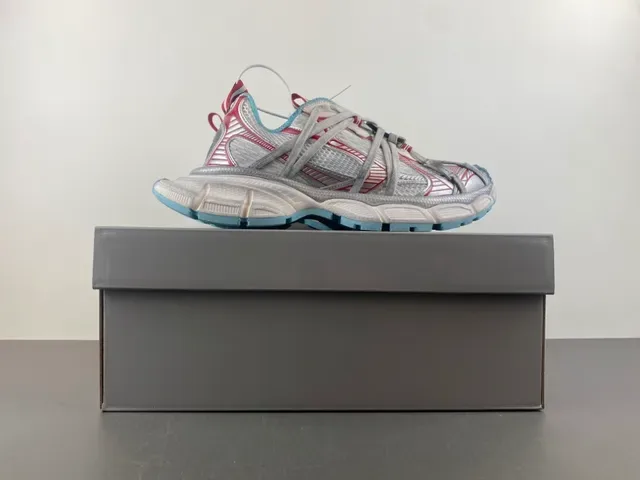 Nike Zoom 2K Argent Rouge Matériaux Synthétiques Stratifiés Cage Sculptée Ondulante Sémelle Intermédiaire Sneakers Épaisses 15