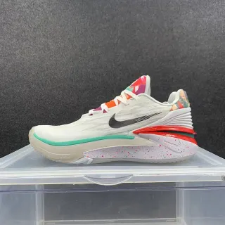 Nike Zoom Freak सफेद बहुरंगी लेयर्ड मिडसोल फ्लोरल हील टैब बास्केटबॉल जूते