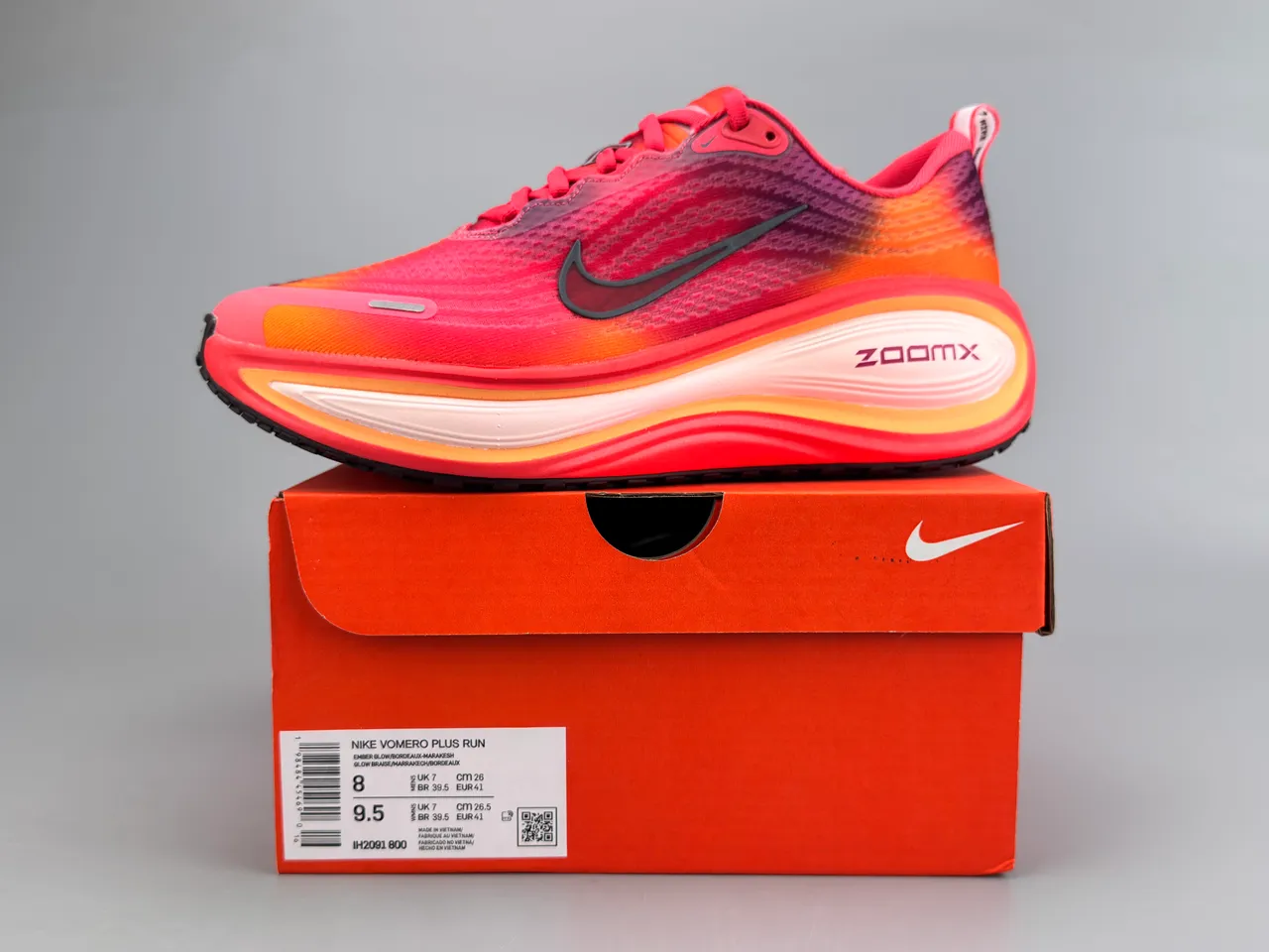 Nike ZoomX Invincible Run Gradient Running Shoes 4