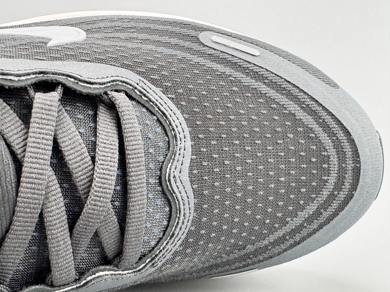 Nike ZoomX Invincible Run Running Shoes 4