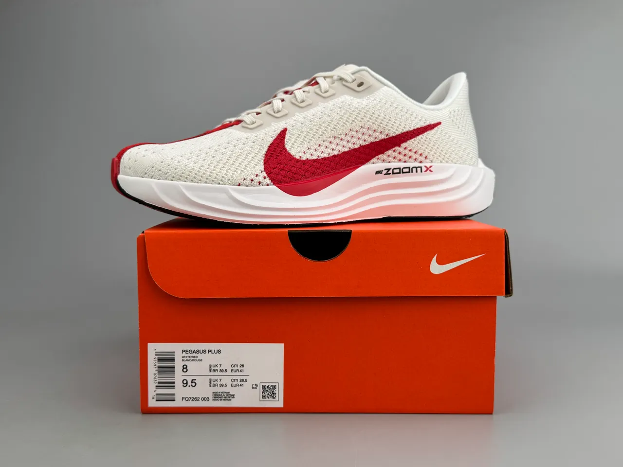 Nike ZoomX White Red Engineered Knit Upper Bold Swoosh Overlay Running Shoes 4