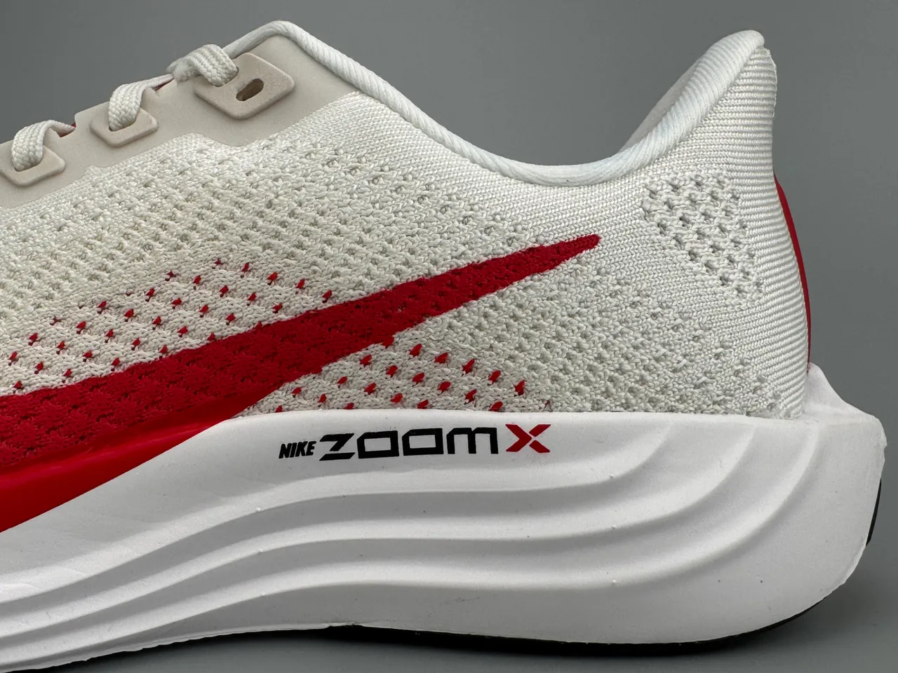 Nike ZoomX White Red Engineered Knit Upper Bold Swoosh Overlay Running Shoes 7