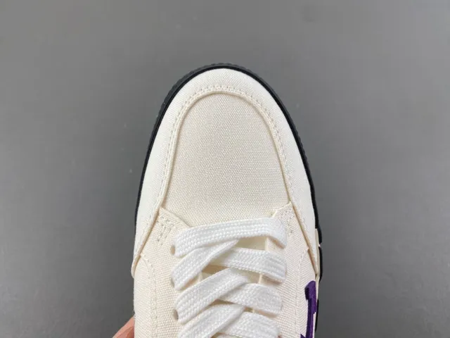 Off-White Black Canvas Upper Diagonal Striped Midsole Lifestyle Sneakers 6